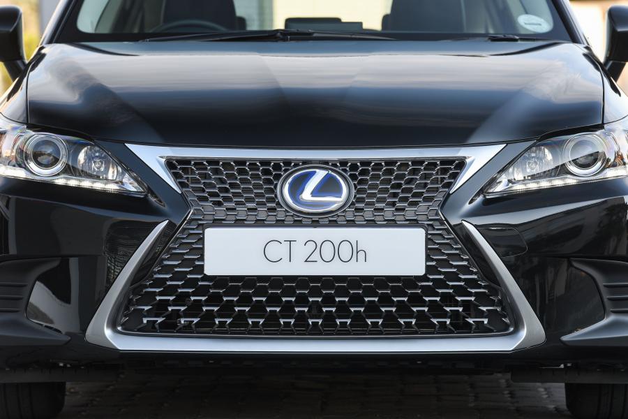 Детали экстерьера Lexus CT200h 2018 года  (ZA) (фото 30 из 40)
